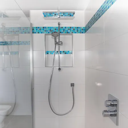 Casantilvia Heated Pool Paradise 아데제