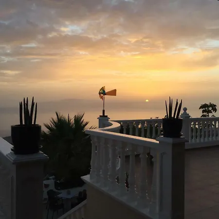 Casantilvia Heated Pool Paradise 아데제