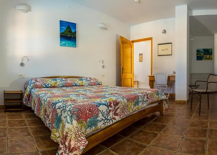 Casantilvia Heated Pool Paradise アデヘ