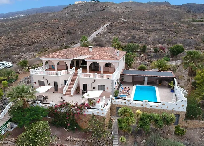 Casantilvia Heated Pool Paradise * أذيخي