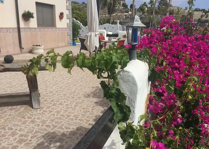 Casantilvia Heated Pool Paradise * 아데제